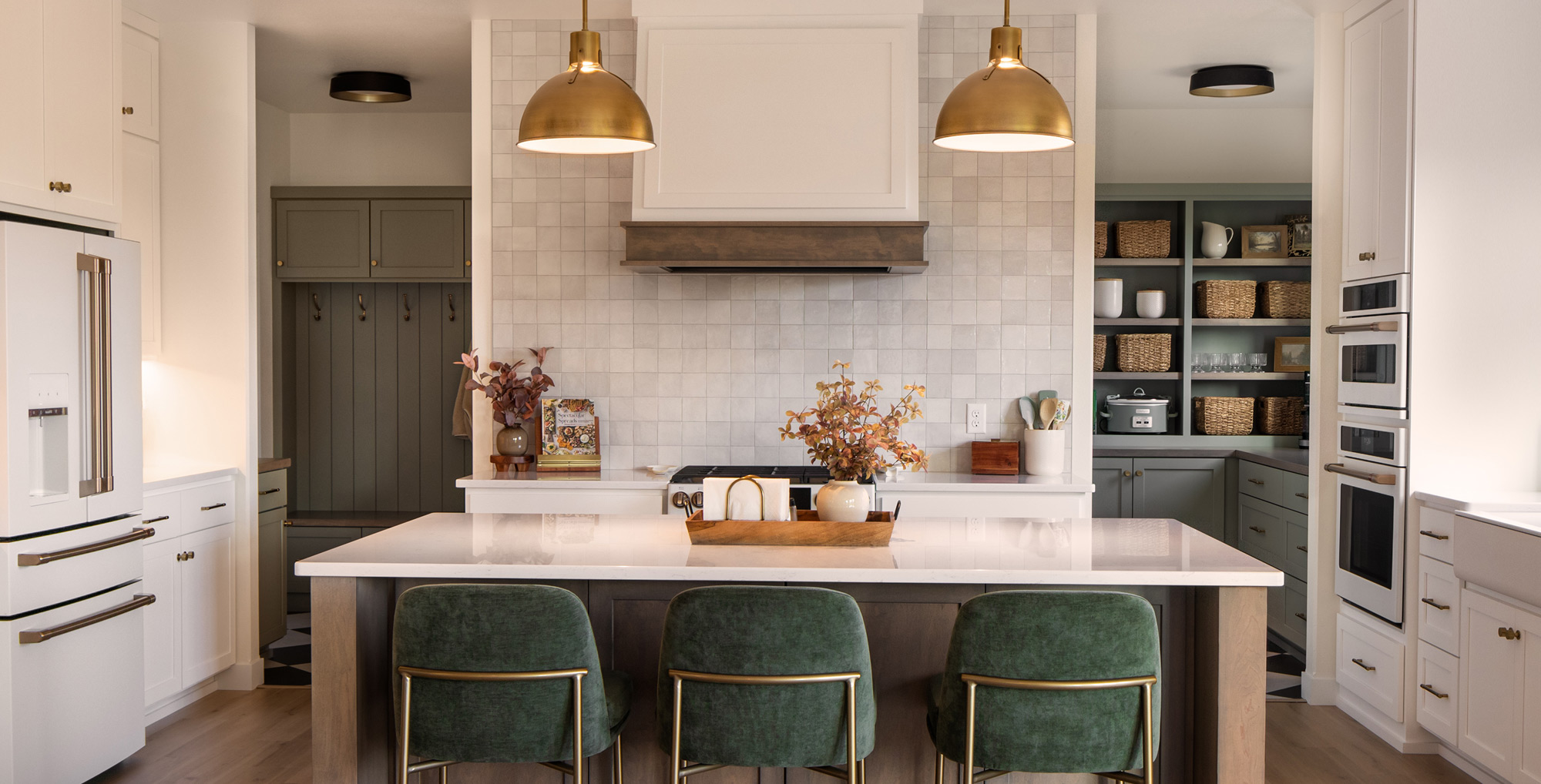 Streamlined processes + transparent pricing.